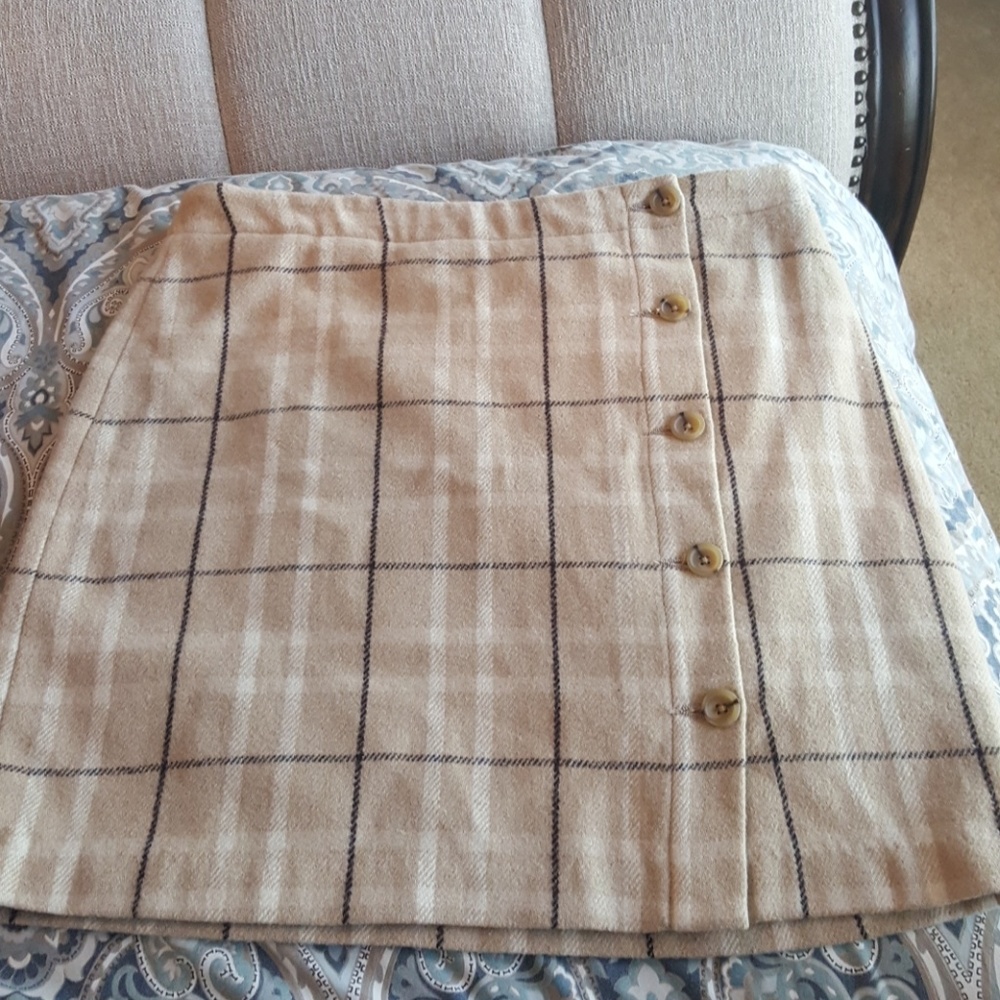 Banana Republic plaid wool skirt
